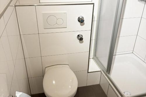 Koupelna v ubytování One Room Apartment in Bergisch Gladbach