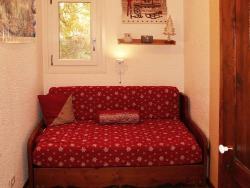 Studio rénové 6 pers, accès direct pistes, proche commerces et télésiège, balcon exposé Est - FR-1-322-461