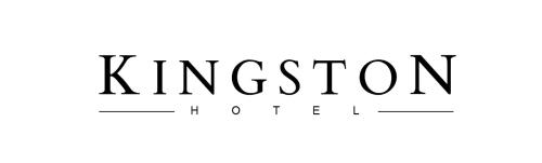 una señal de la palabra reino escrito en negro en Kingston Executive Hotel, en Tawau