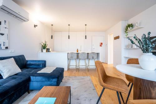 Penthouse with City Views - Almada 551