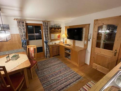Kuchyň nebo kuchyňský kout v ubytování Appartement Brandner