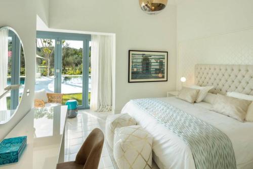 Villa Paris 7 bedroom Villa in Marbella