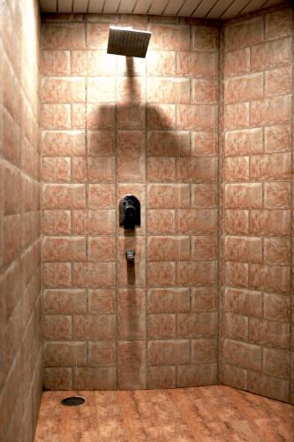 Un baño de The Misty Bliss Cottages and Homestay