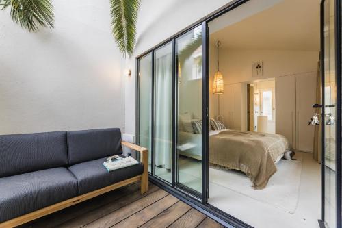 aÏA KEYWEEK Quiet town house photo 2