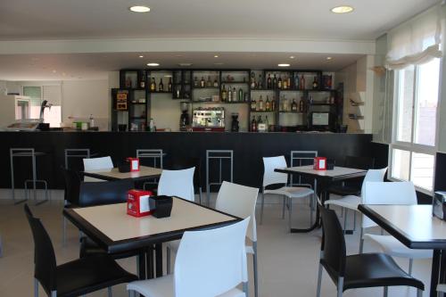 Gallery image of Hotel Ronsel in Montalvo