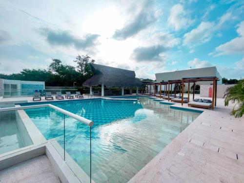 Piscina de la sau aproape de Exclusiva casa en Baru con piscina y playa privada