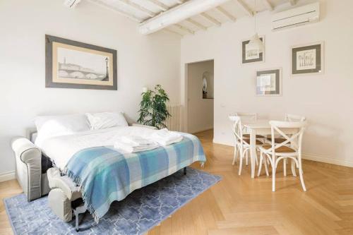 (House in the heart of the city) - Florence