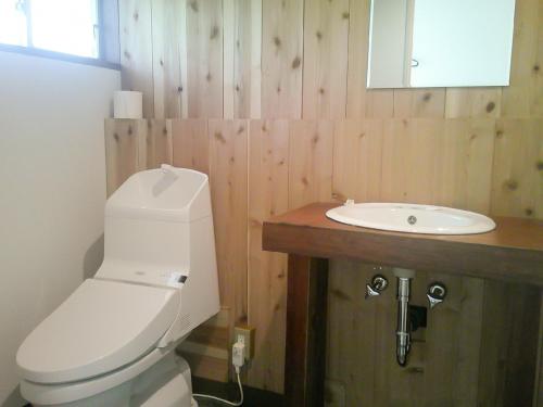 a bathroom with a toilet and a sink at Futtsu Sea House INN Kanaya - Vacation STAY 95628v in Futtsu