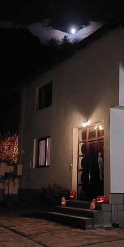 Budova, kde se the country house nachází