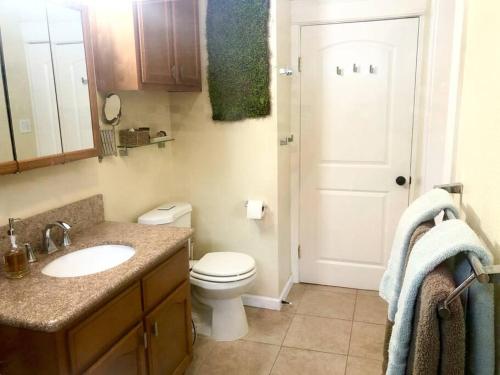 Charming Los Angeles Craftsman-Cottage House photo 15
