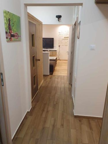 Szófia Wellness Apartman – Photos 5
