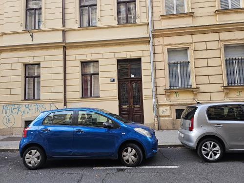 Apartments with WiFi Zagreb - 21941