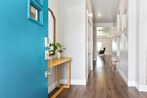 Φωτογραφία από το άλμπουμ του Exquisite 3BD 2BA Vacation Nest by The Village at Meridian σε Meridian