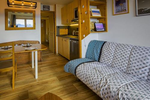 Studio with panoramic view in Huez - Welkeys – Photos 4