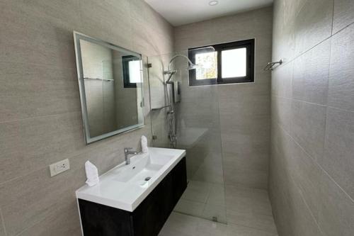 Kúpeľňa v ubytovaní Villa MaYa 3 chambre à Lamaï
