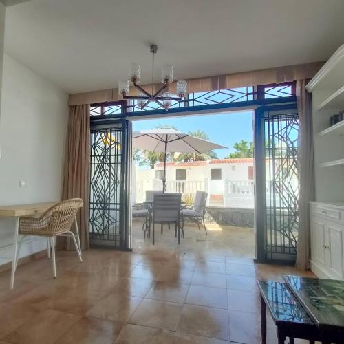 QUIET DUPLEX CLOSE to the BEACH