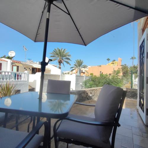 QUIET DUPLEX CLOSE to the BEACH