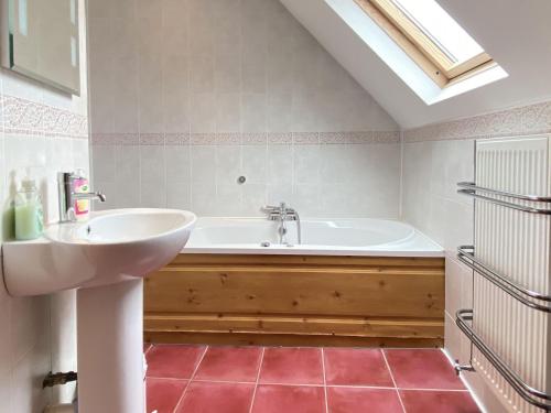 Koupelna v ubytování Cottage 457 - Roundstone