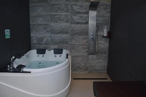 Koupelna v ubytování 한라호텔 Halla Hotel