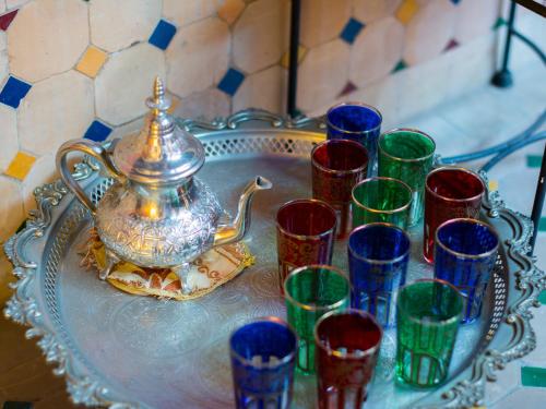 Getränke in der Unterkunft Riad Losra