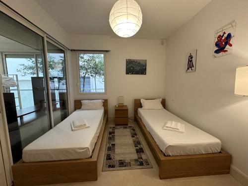C028-Nice apartment with terrace - close to the beach
