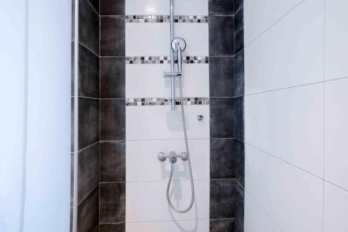 Un baño de CHECK inn Taichung Ziyou