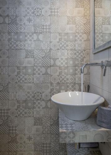 Gallery image of Floras Rooms in Pollonia