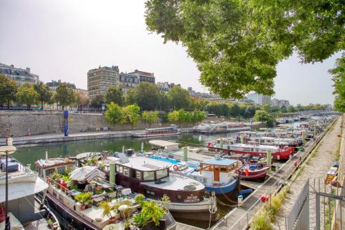 Amazing Apart New Bastille 3 Bedrooms 2 Bathrooms
