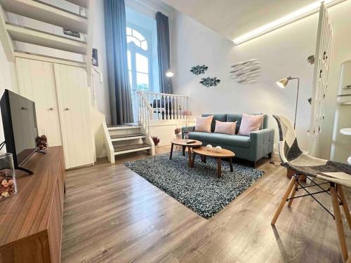 P Sanz 1, 406 by YBH