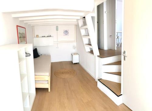 Charmant cabanon les pieds dans l’eau…