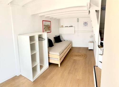 Charmant cabanon les pieds dans l’eau…