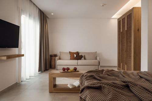 Postel nebo postele na pokoji v ubytování Sundunes Hotel Naxos