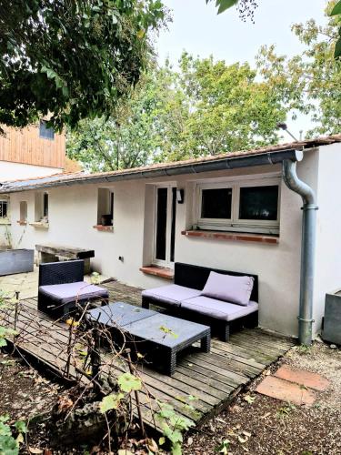 Petit studio avec terrasse