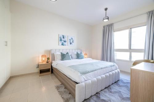 Fotografie z fotogalerie ubytování Hashtag Holiday Home - Stylish 1 Bedroom apartment in The Greens v Dubaji