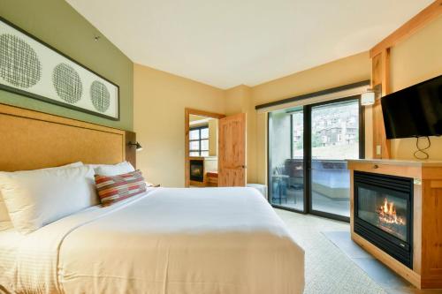 Grand Summit Lodge by Park City - Canyons Villageにあるベッド