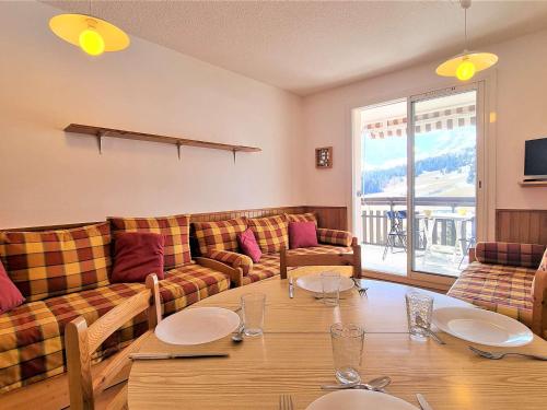 Appartement lumineux 2 pièces, 5 pers., à 100m des pistes et commerces, parking gratuit, Dévoluy - FR-1-525-264