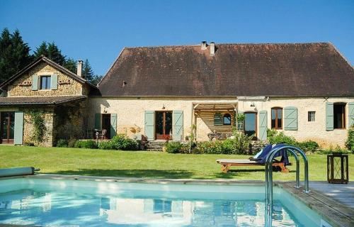 Maison 2 chambres jardin piscine