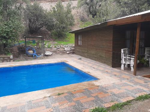 Swimmingpoolen hos eller tæt på Cabañas Naturaleza Boyenar