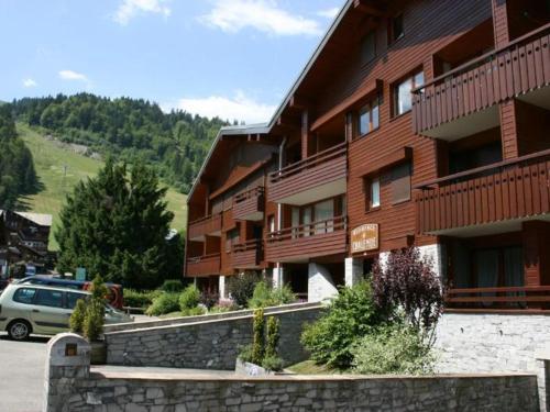 Charmant 3 pièces rénové avec balcon et parking au centre de Morzine