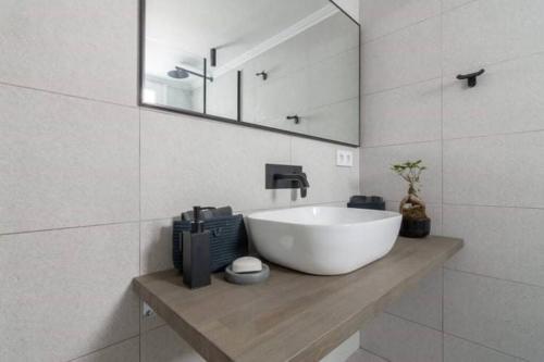 CT family apartment