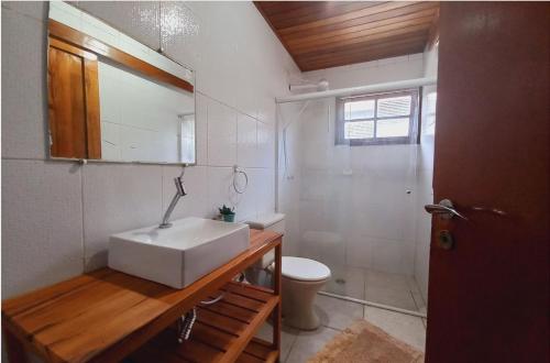 Kúpeľňa v ubytovaní Caminho do Mar