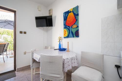 Apartments by the sea Starigrad, Paklenica - 21824