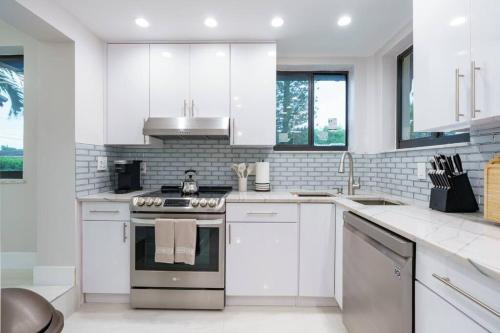 New Miami & Calle Ocho Home with Arcade! photo 18