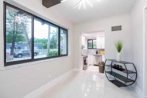 New Miami & Calle Ocho Home with Arcade! photo 23