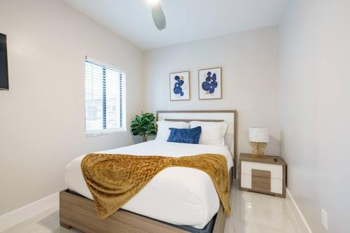 New Miami & Calle Ocho Home with Arcade! photo 28