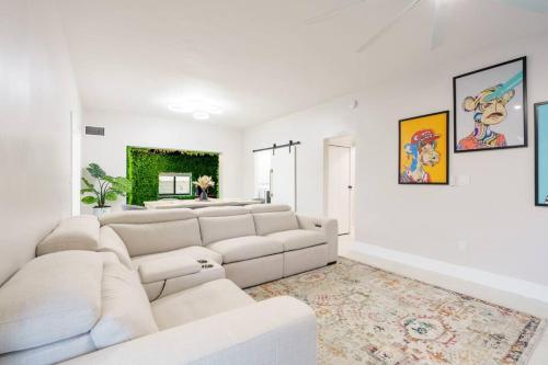 New Miami & Calle Ocho Home with Arcade! photo 30
