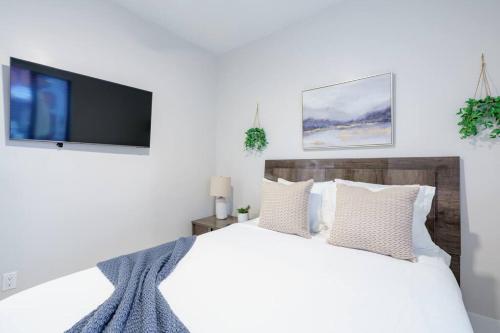 New Miami & Calle Ocho Home with Arcade! photo 41
