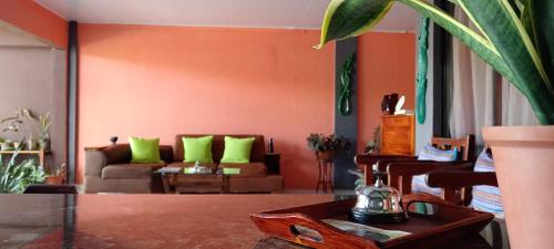 The Corner Airbnb – Photos 4
