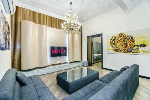 VIP Apartment Hampton – Photos 3