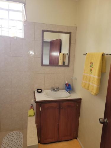 Koupelna v ubytování Kensington Oval- 2 bed 1 Bath